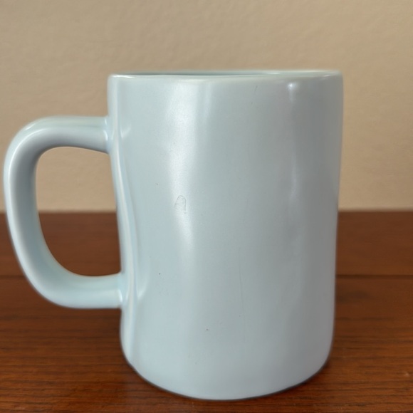 🚨PRICE SLASHED🚨 RAE DUNN LIGHT BLUE FREE SPIRIT MUG NWOT - Picture 2 of 3